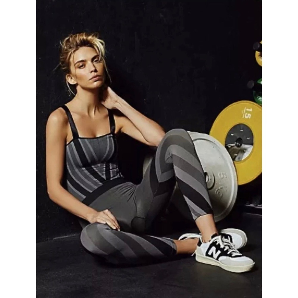 Free People Intimately Leggings Top Set Womens XS/S Grey Black Chevron Seamless